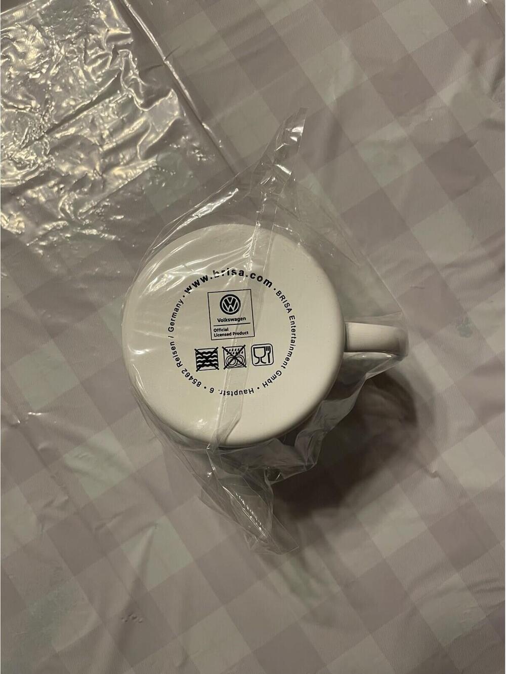 New Brisa VW Collection VW T1 Bus Volkswagen Large Enamel Coffee Tea Mug NIB - Picture 2 of 6
